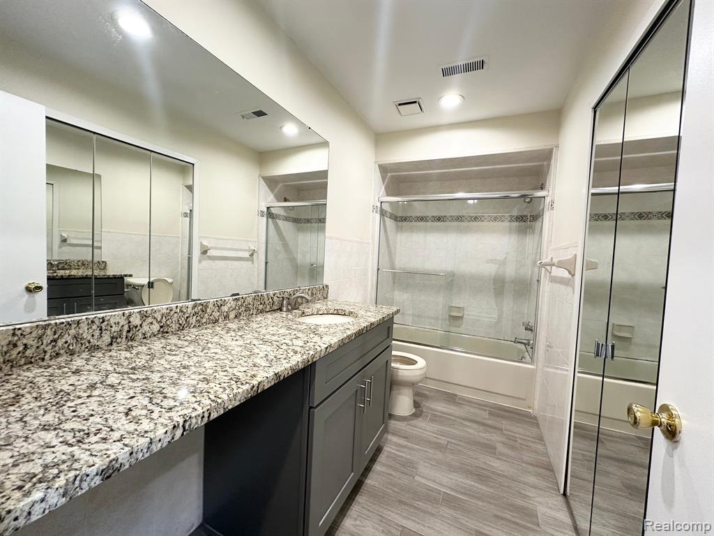 6655 HEARTHSIDE, West Bloomfield, MI — Photo 20