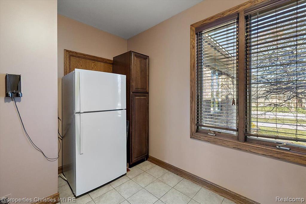 41194 MARKSWAY, Sterling Heights, MI 48314 — Photo 62