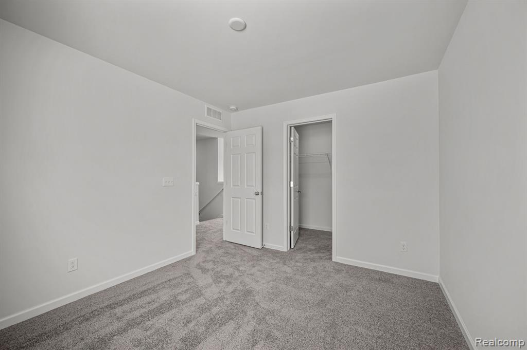 54631 HERON Circle, New Baltimore, MI 48047 — Photo 22