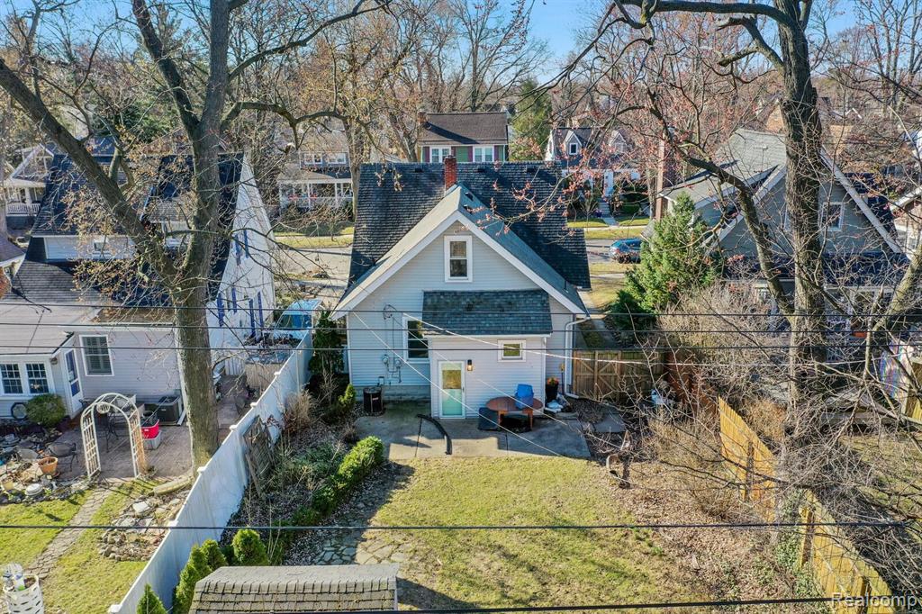 700 W Cambourne Street, Ferndale, MI 48220 — Photo 2