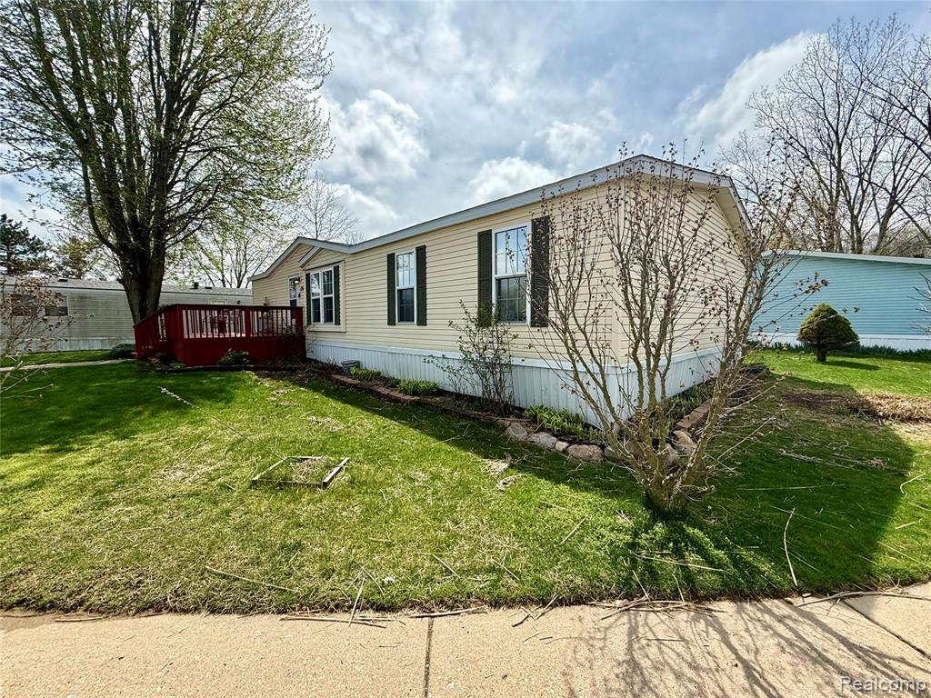6988 Mckean, Ypsilanti, MI 48197 — Photo 16