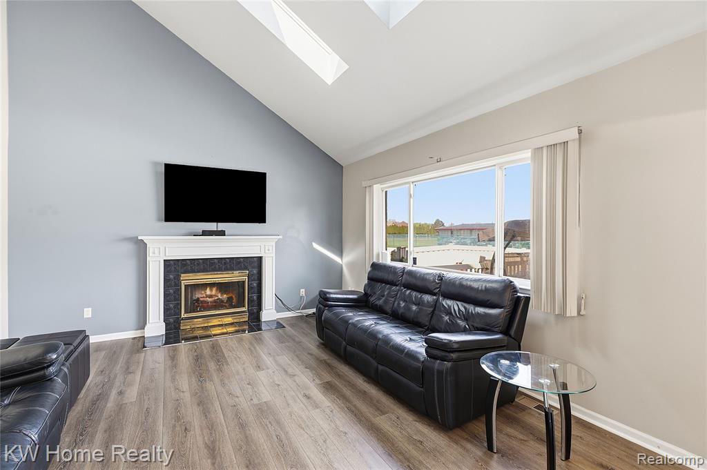16102 Orchard Drive, Southgate, MI 48195 — Photo 16