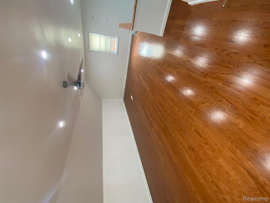 18457 Sussex Street, Detroit, MI 48235 — Photo 9