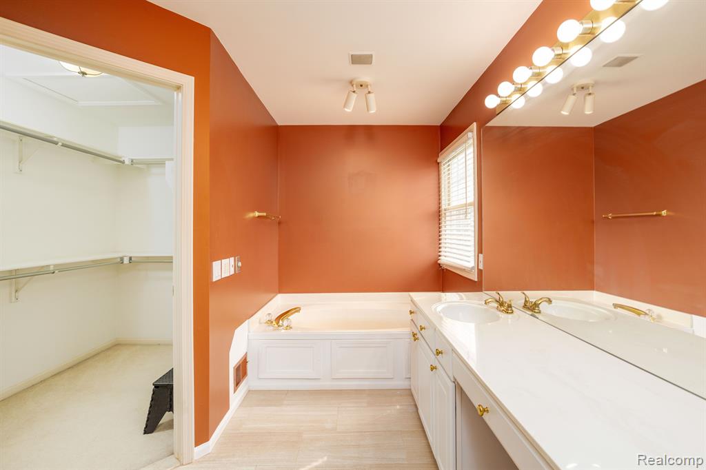 39559 MUIRFIELD Lane, Northville, MI 48168 — Photo 22