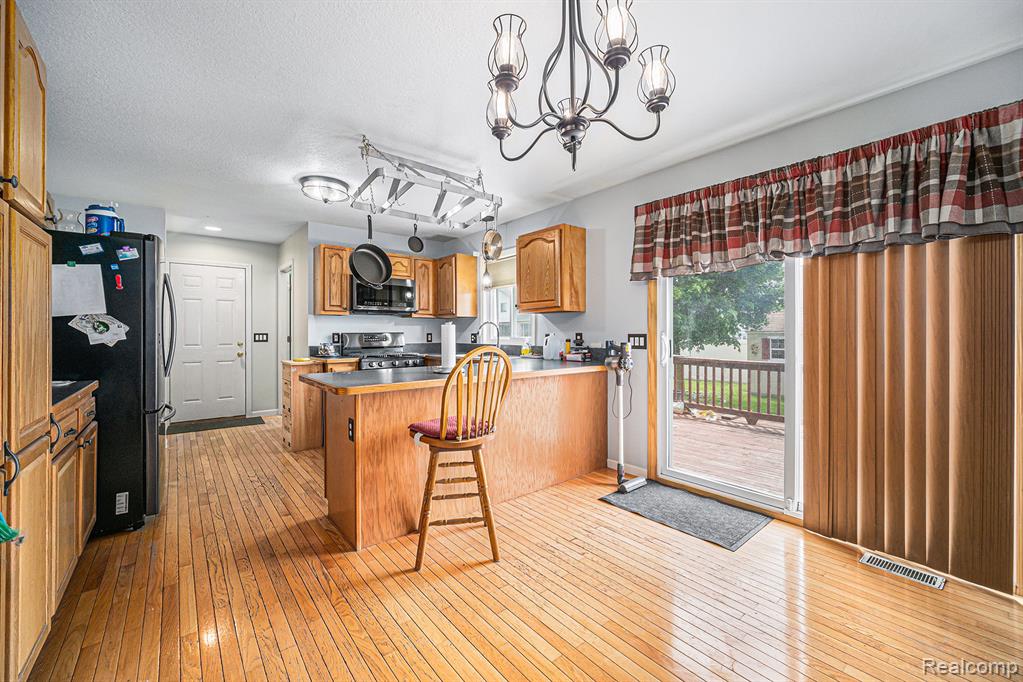 12241 Matthews Street, Carleton, MI 48117 — Photo 6