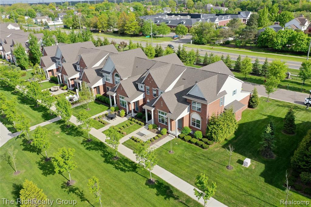 45646 Aragon Lane, Canton, MI 48187 — Photo 2