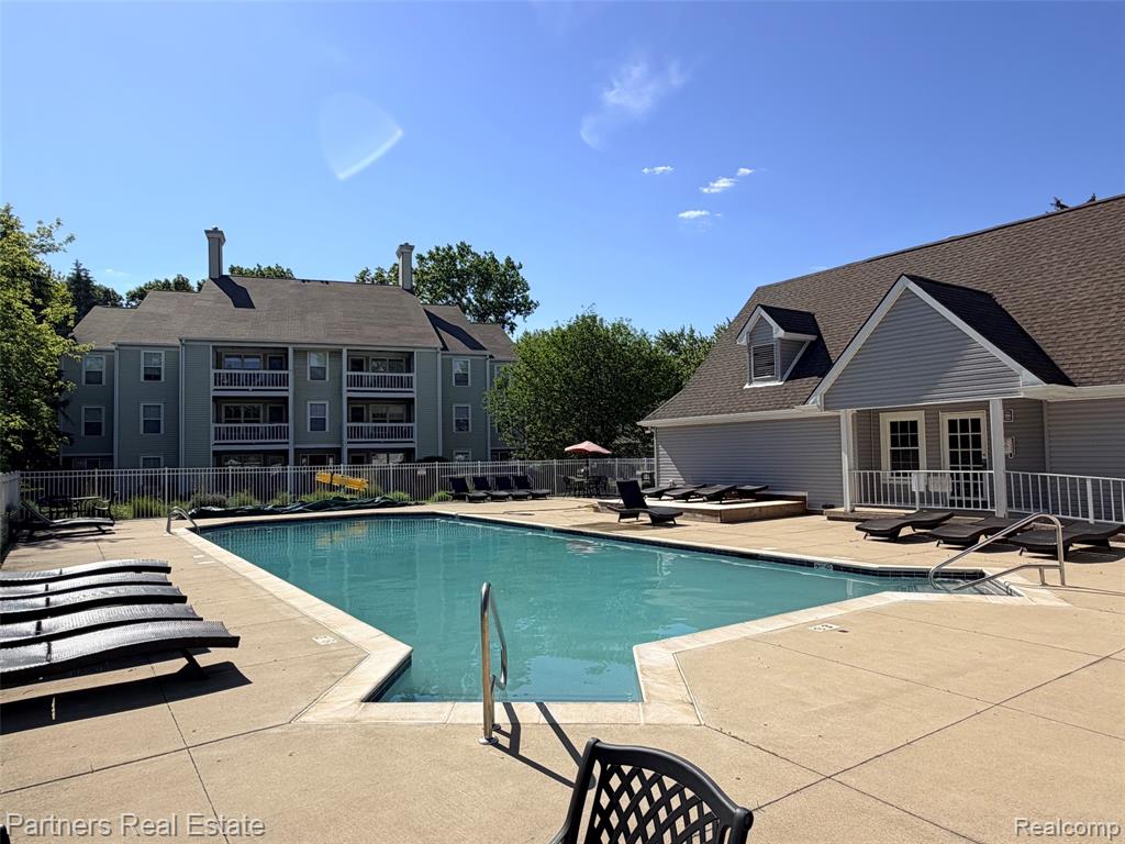 507 W Highland Road, 11, Howell, MI 48843 — Photo 29