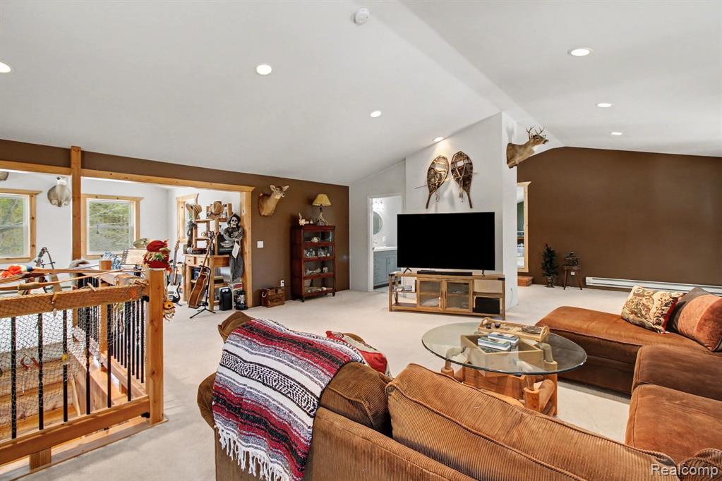9631 BYRON Road, Howell, MI 48855 — Photo 7
