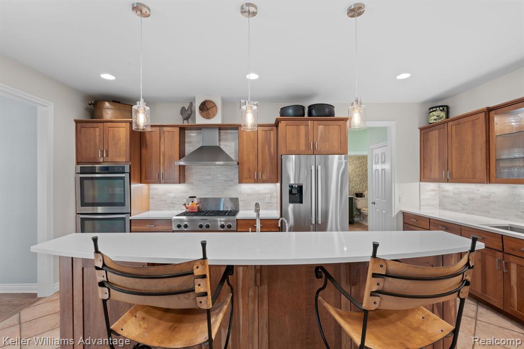 2026 HUNTERS CREEK Drive, Ypsilanti, MI 48198 — Photo 16