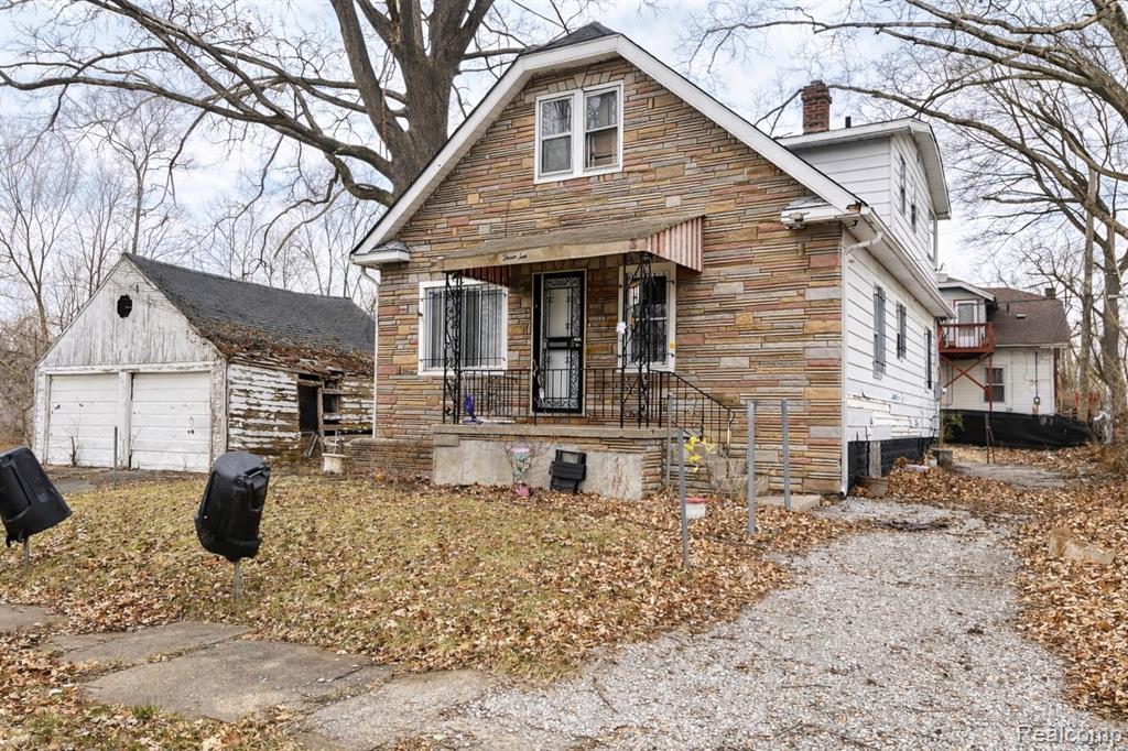 310 White Street, Flint, MI 48505 — front exterior