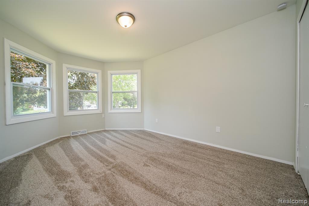 4865 Huston Drive, Lake Orion, MI — Photo 31