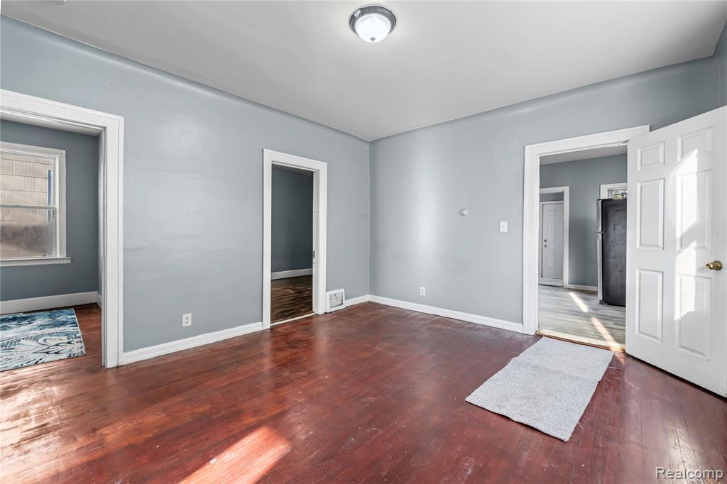 2657 Botsford Street, Hamtramck, MI 48212 — Photo 7