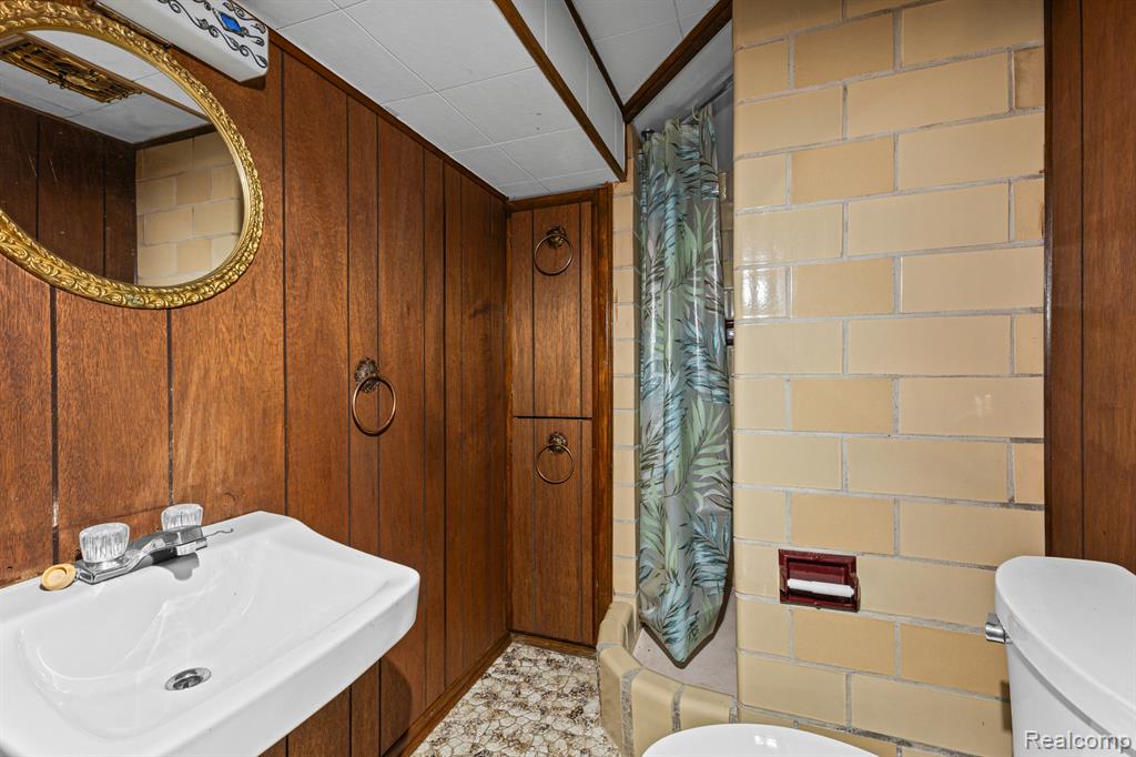 20261 Burt Road, Detroit, MI 48219 — Photo 20