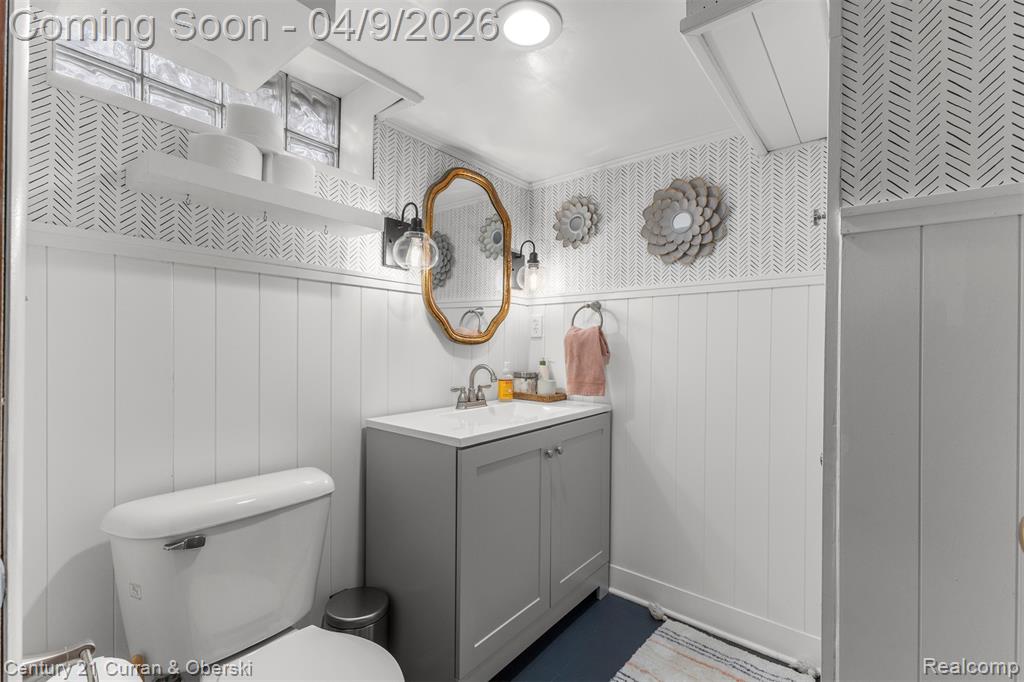 401 Walnut Avenue, Royal Oak, MI 48073 — Photo 47
