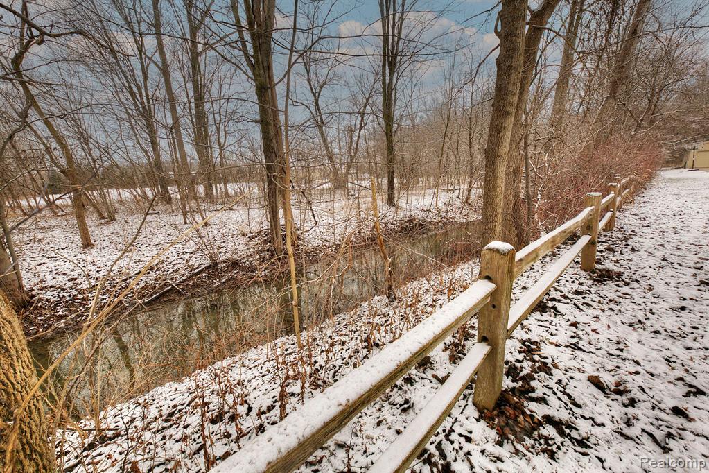 8933 BORDMAN Road, Almont, MI 48003 — Photo 13