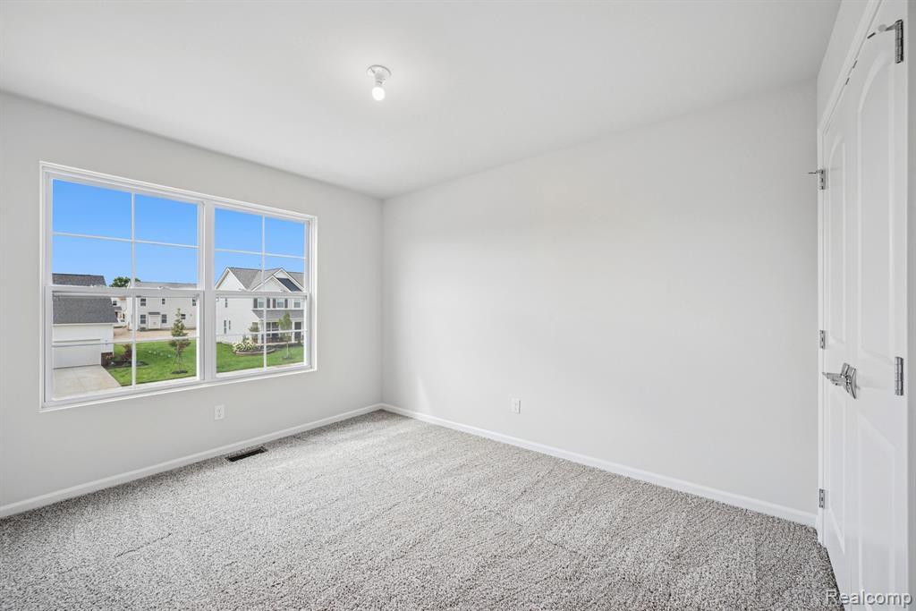 27106 GALLOP Way, Saline, MI 48176 — Photo 25