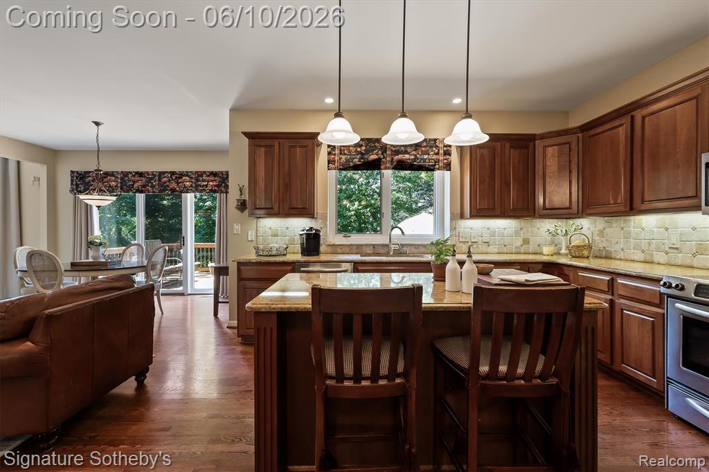 602 Appoline Court, Rochester, MI 48307 — Photo 8