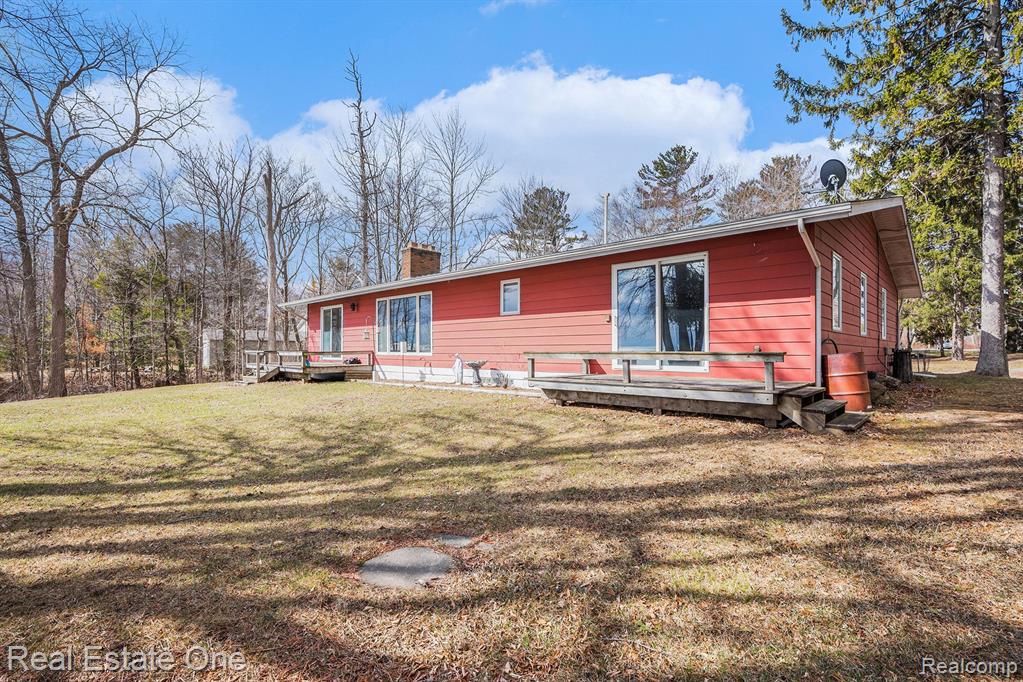 5366 LAKESHORE Road, Deckerville, MI 48427 — Photo 29