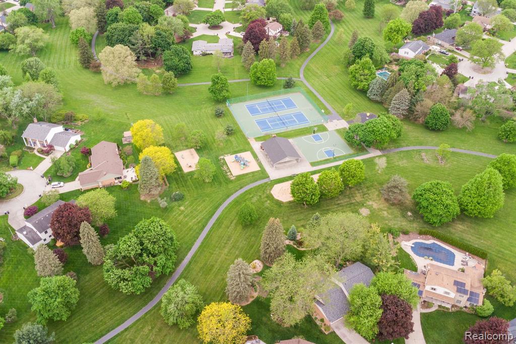 41988 BAINTREE Circle, Northville, MI 48168 — Photo 65