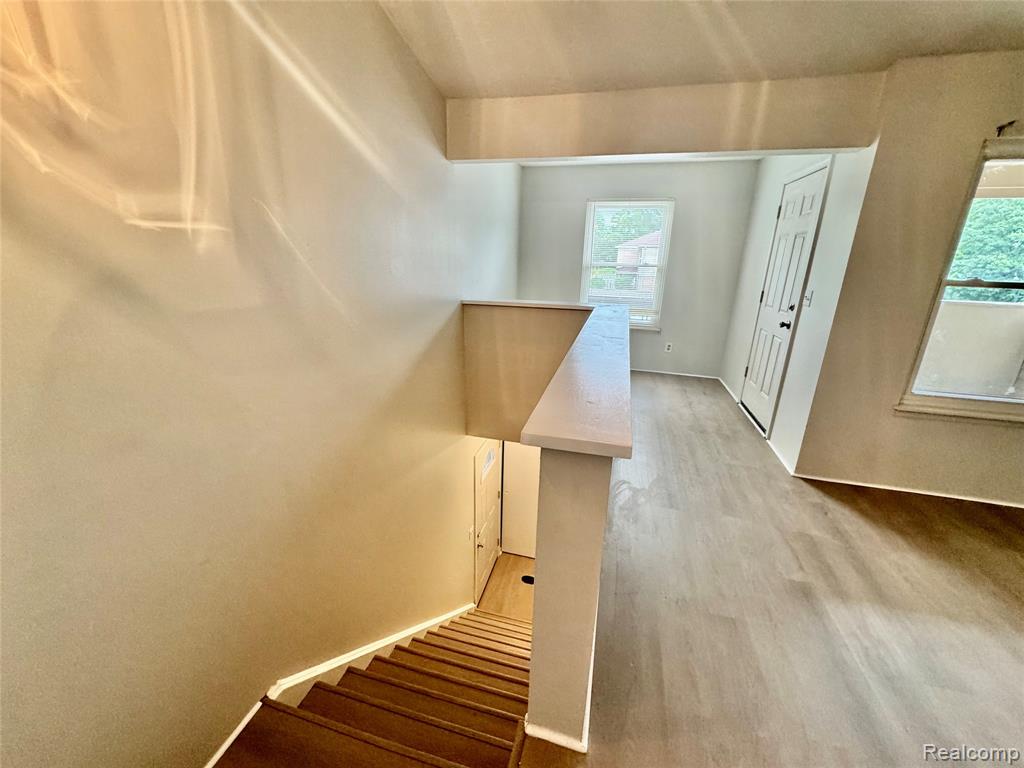 19536 NORTHRIDGE Drive - Photo 3