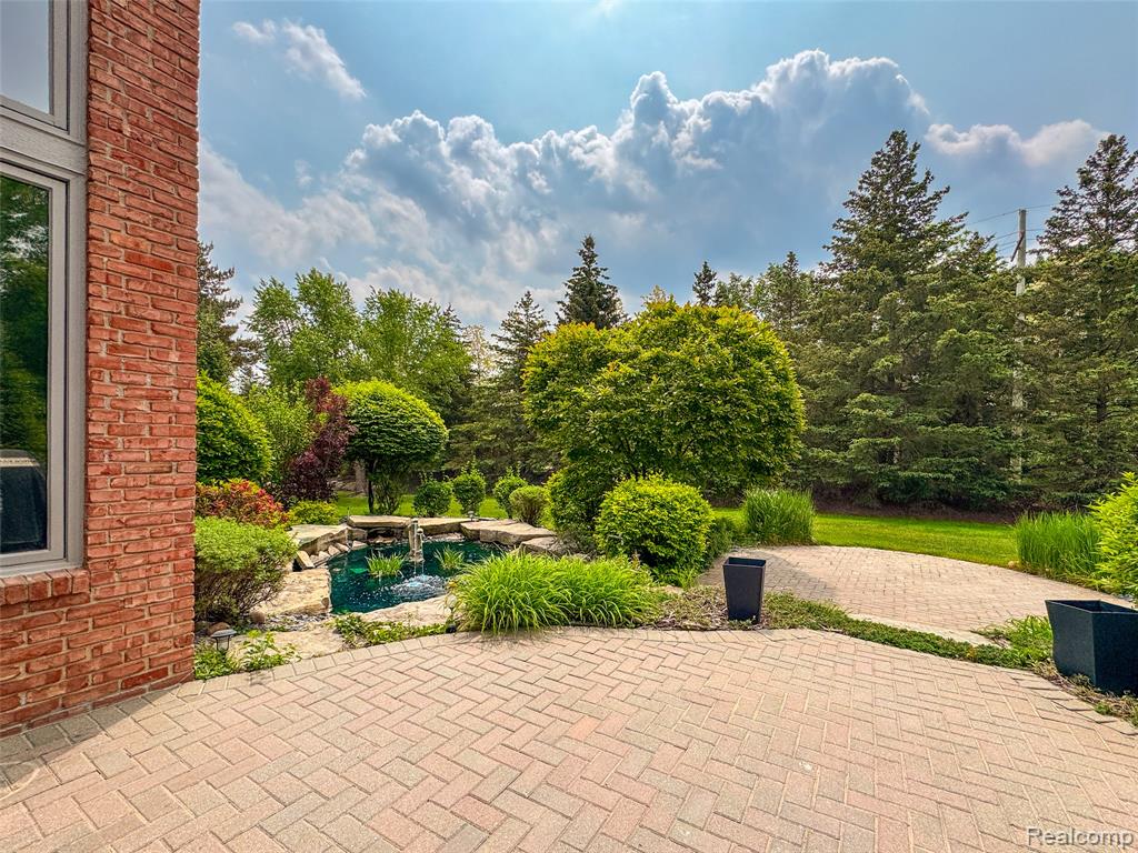 4801 GOODISON PLACE Drive, Rochester, MI 48306 — Photo 11