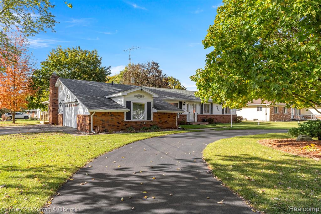 6934 COLONIAL Drive, Tecumseh, MI 49286 — Photo 18