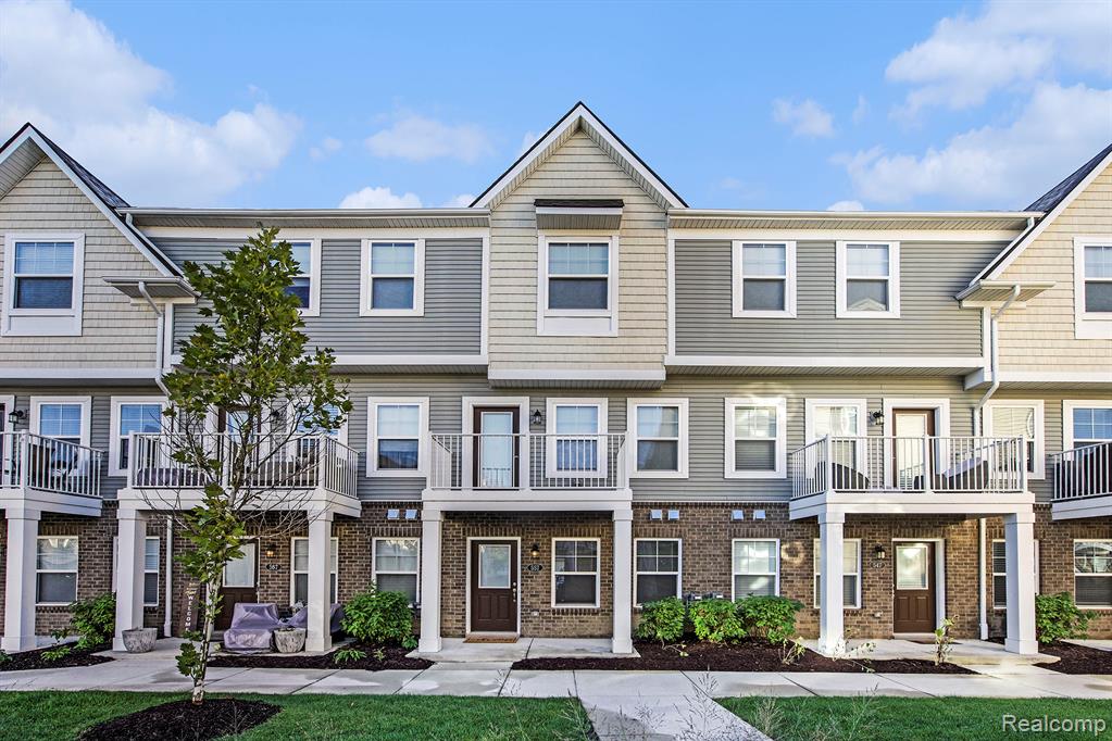 557 Anne Avenue, Brighton, MI 48116 — front exterior