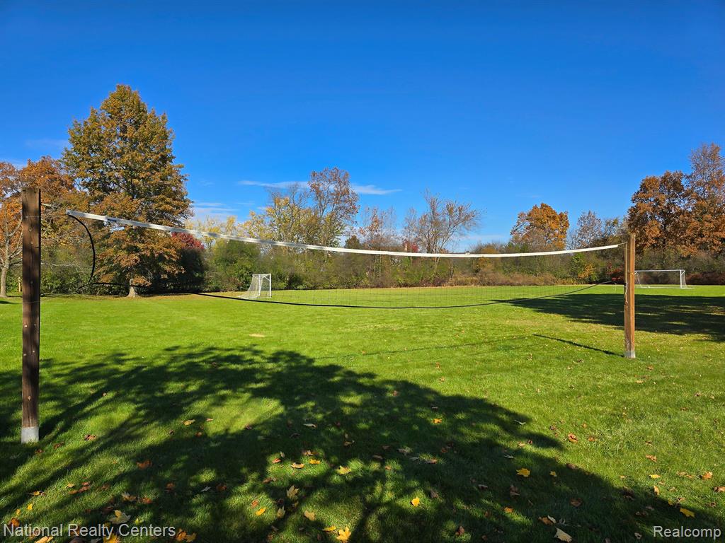 1291 WEDGEWOOD Circle, Saline, MI 48176 — Photo 38