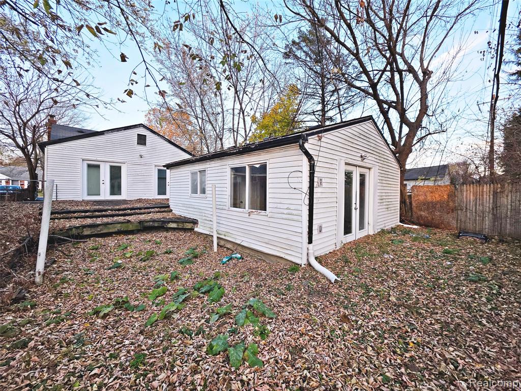 16444 Edmore Drive, Detroit, MI 48205 — Photo 11