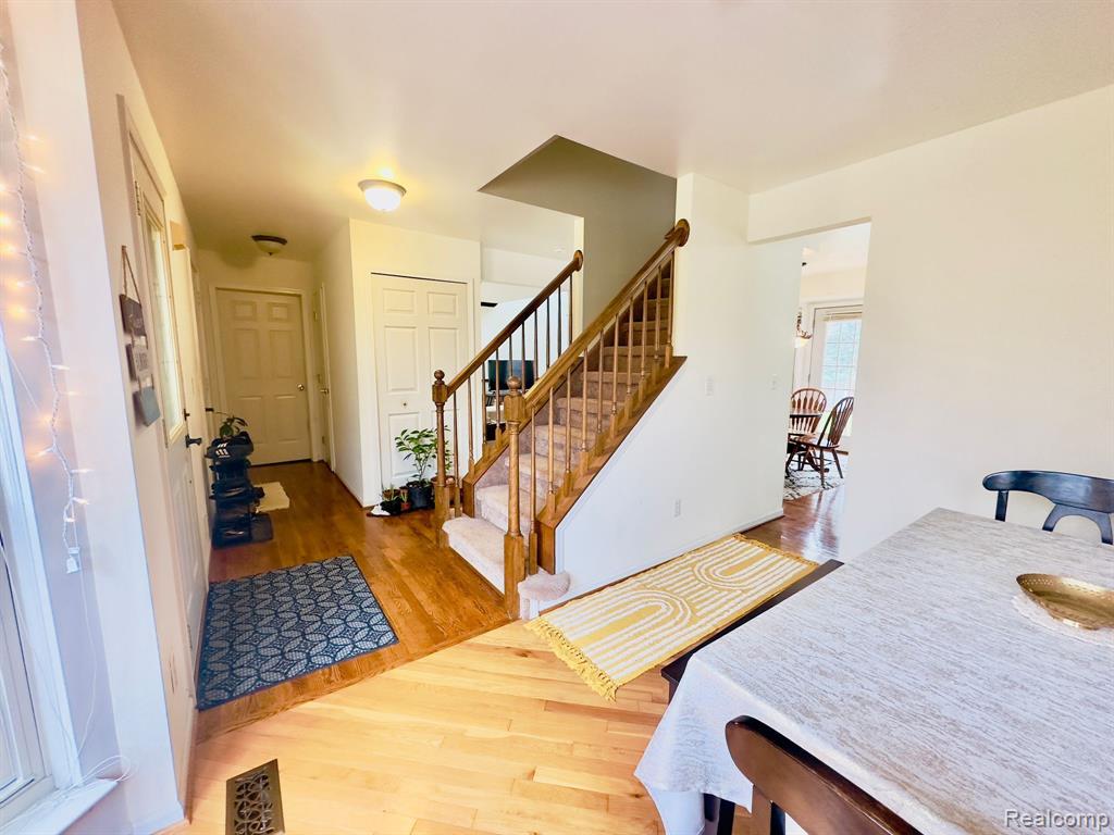 41672 WHITE TAIL Lane, Canton, MI 48188 — Photo 9