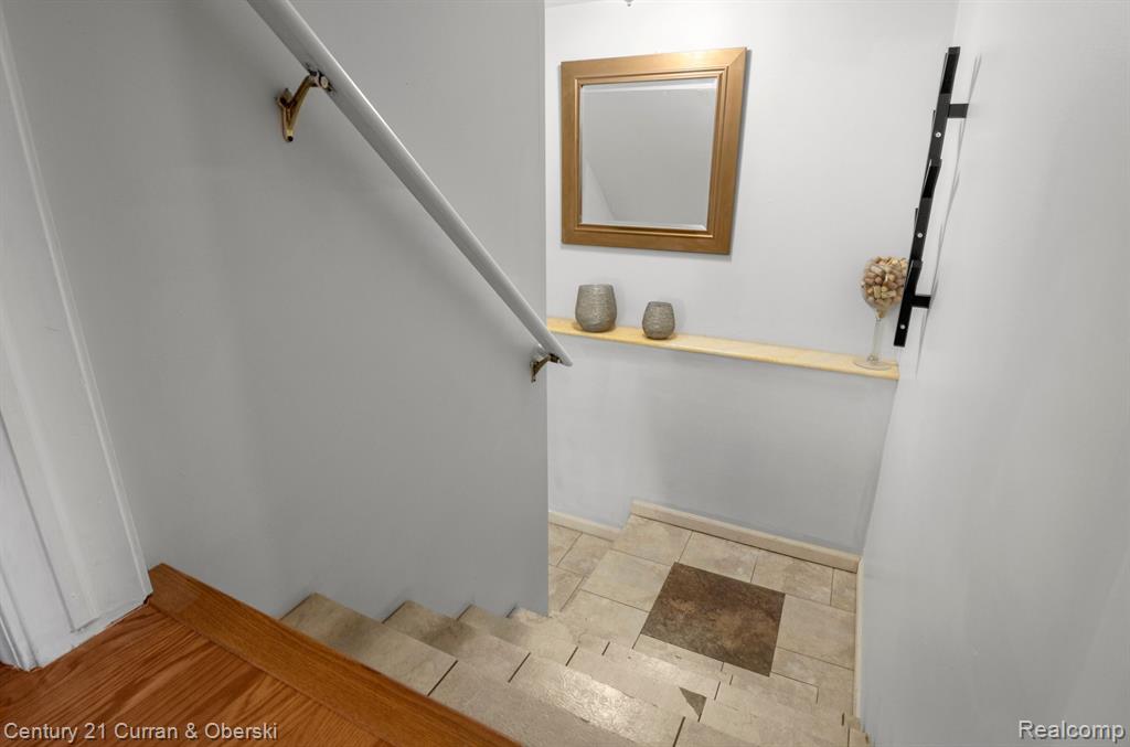 8611 BARRINGTON Drive, Ypsilanti, MI 48198 — Photo 16