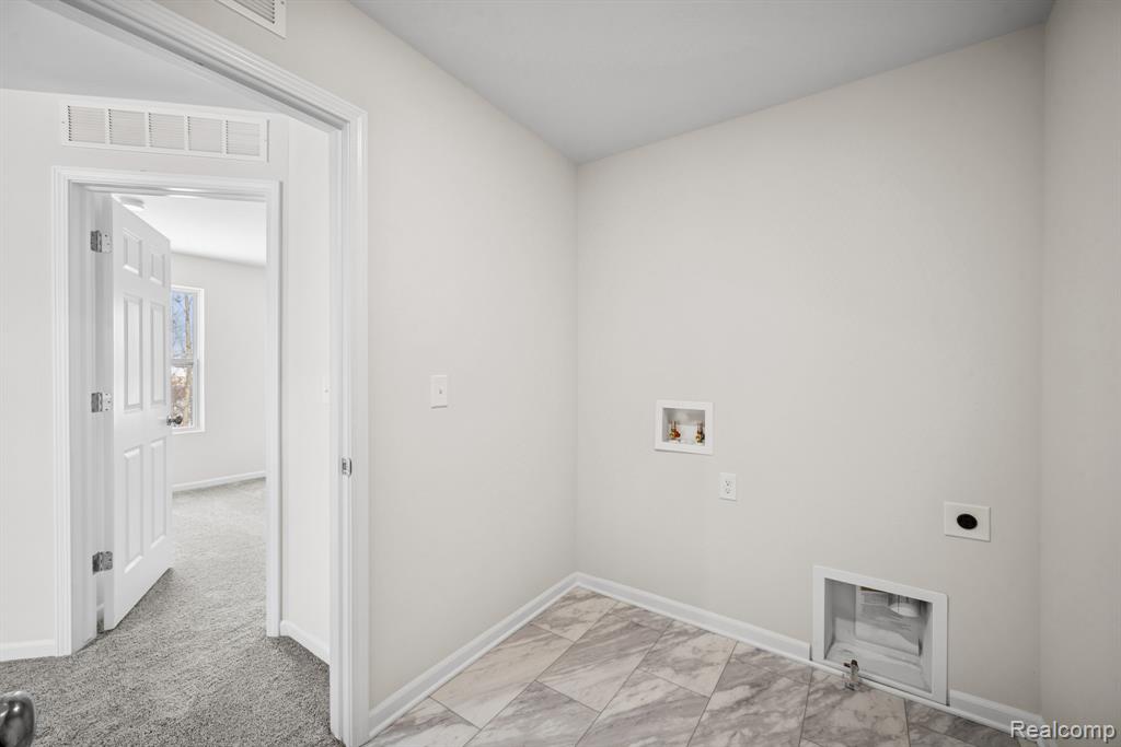 4233 Cedar Lane, Grand Blanc, MI 48439 — Photo 27
