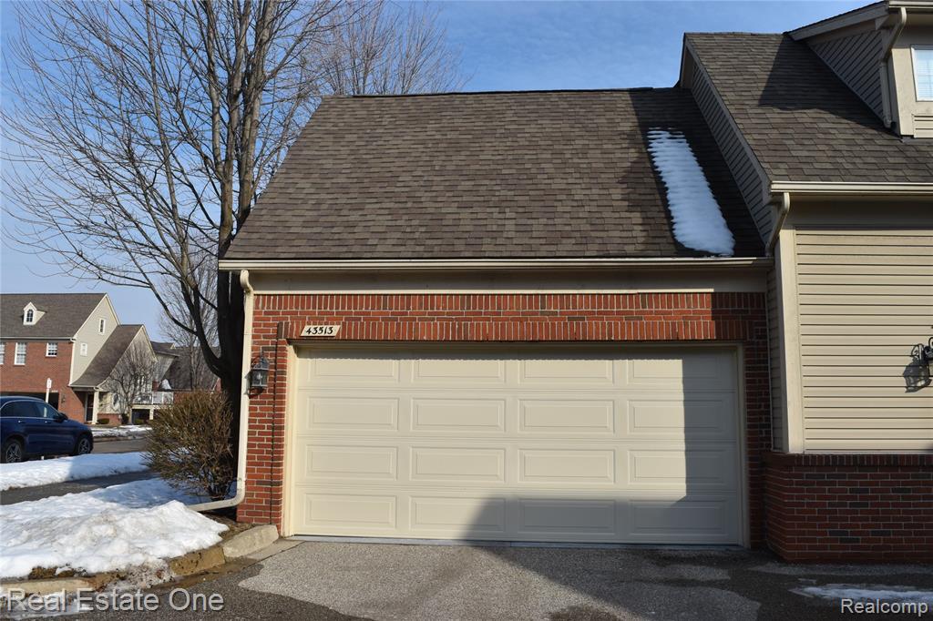 43513 Pendleton Circle, Sterling Heights, MI 48313 — Photo 29