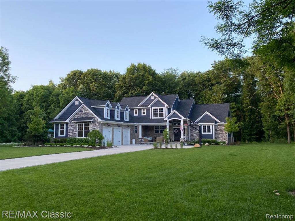 43 Canterwood, Highland, MI — Photo 3