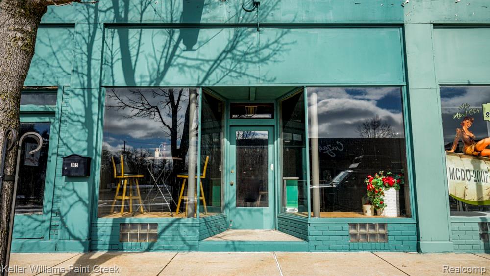 301 E Midland Street - Photo 4