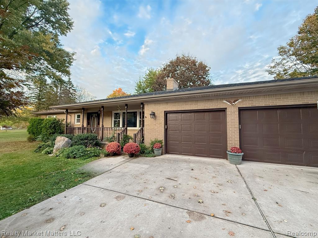 2142 Farnsworth Road, Lapeer, MI 48446 — front exterior