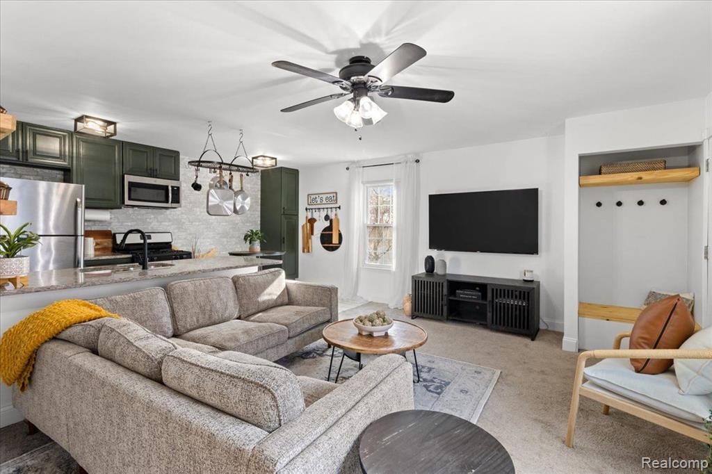 1605 WINGATE Boulevard, Ypsilanti, MI 48198 — Photo 4