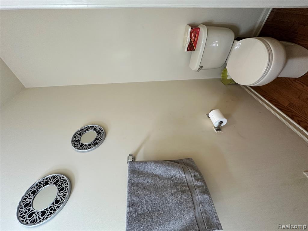 7383 Tottenham, Utica, MI 48317 — Photo 35