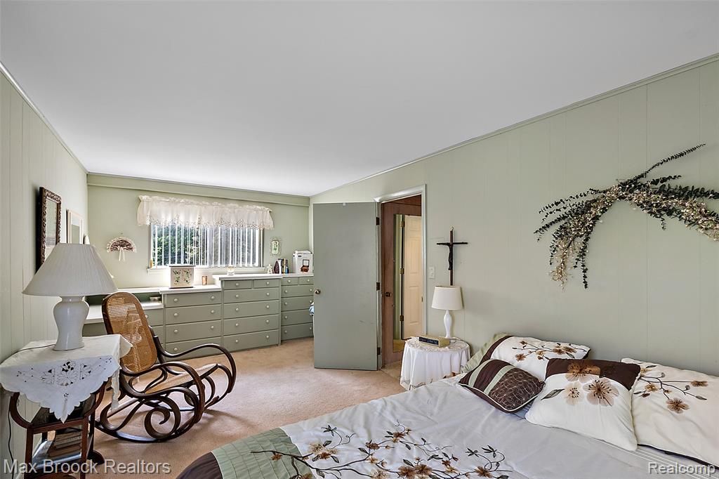 4848 Willow Lane, Orchard Lake Village, MI 48324 — Photo 16