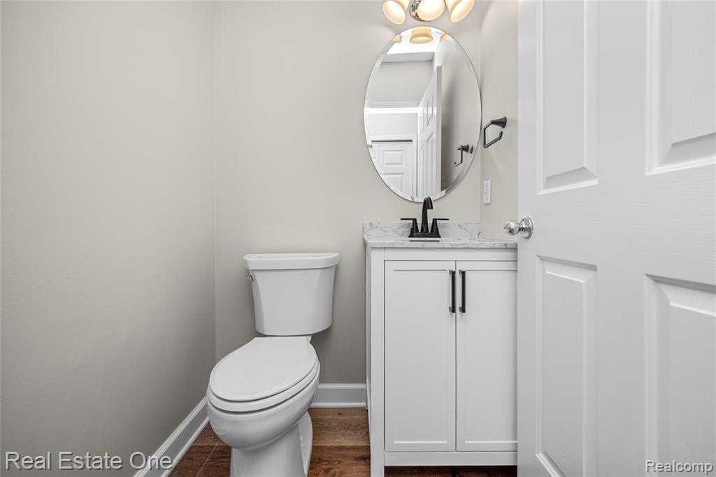 609 Village Lane, Milford, MI 48381 — Photo 18