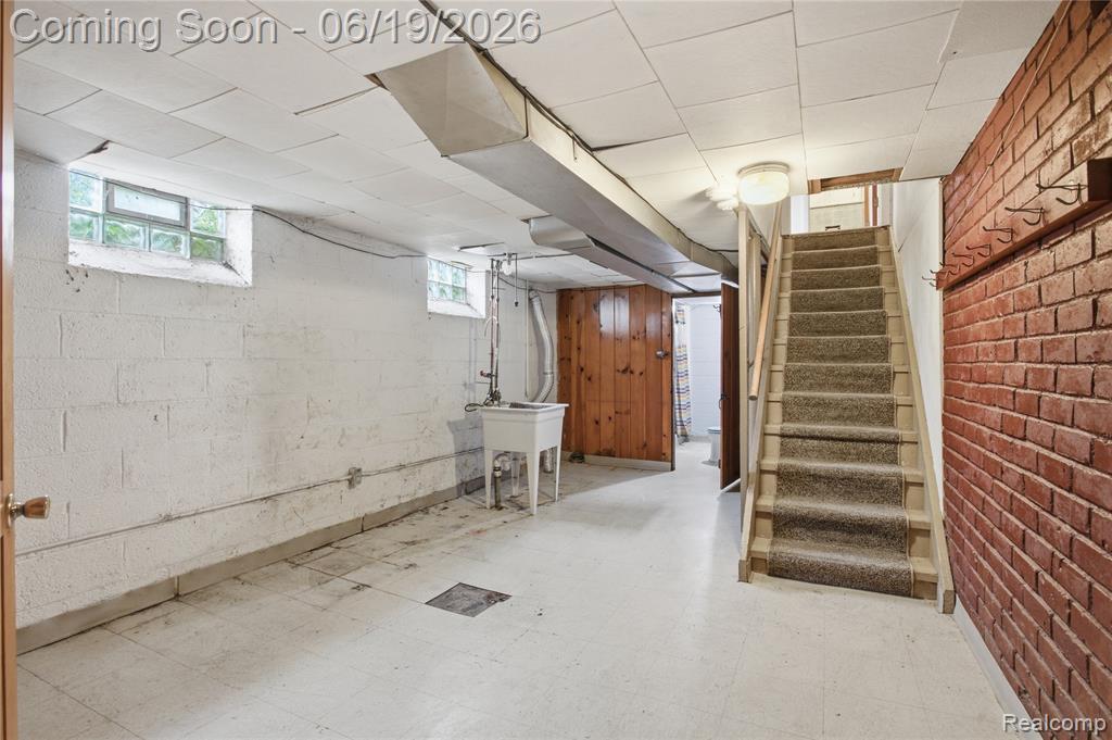 14154 Marion, Redford, MI 48239 — Photo 33