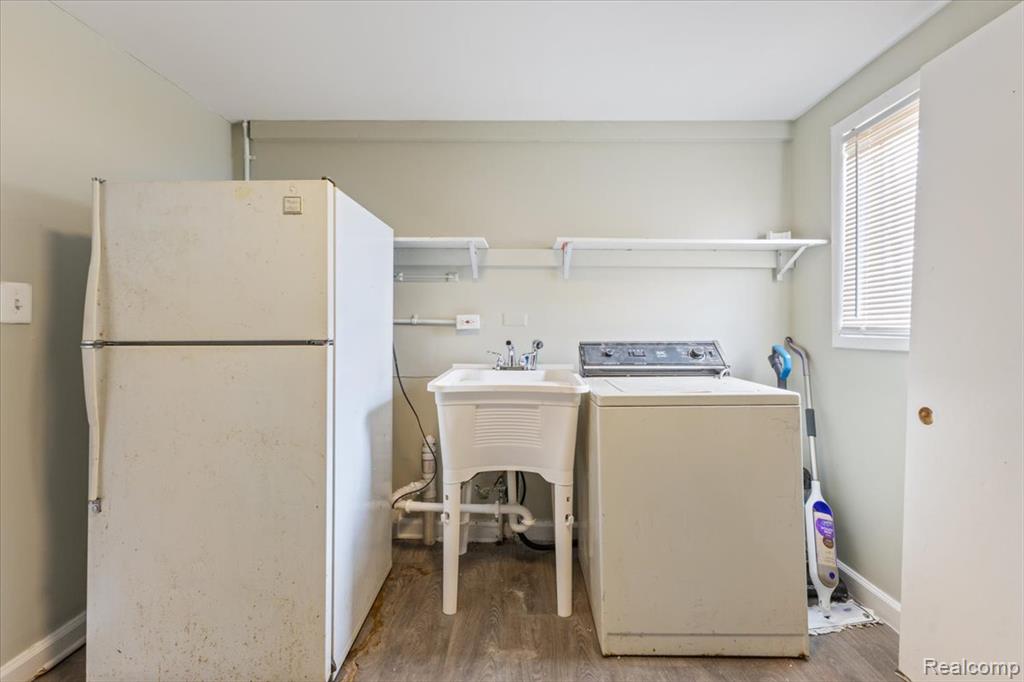 6808 Fisher Avenue, Warren, MI 48091 — Photo 15