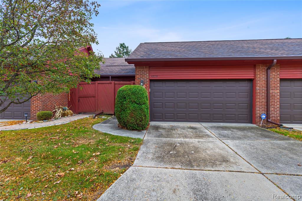 42216 Lochmoor Street, Clinton Twp, MI 48038 — front exterior