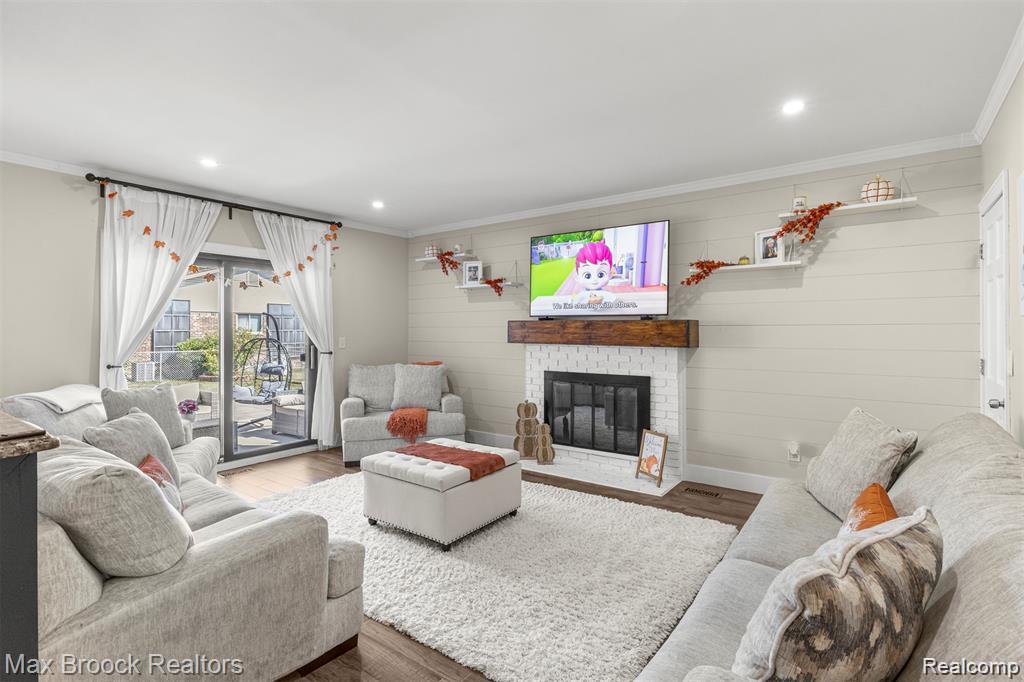 43530 Westminister Way, Canton, MI 48187 — Photo 11