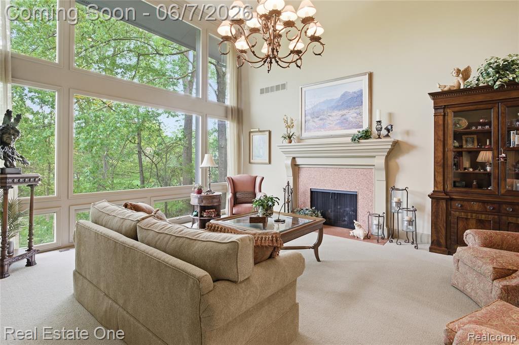 5321 Forest Way, Bloomfield Hills, MI 48302 — Photo 8
