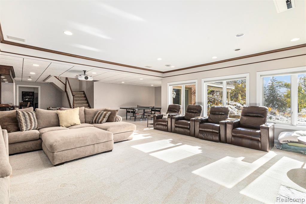 6997 Oakhurst Ridge Road, Clarkston, MI 48348 — Photo 43