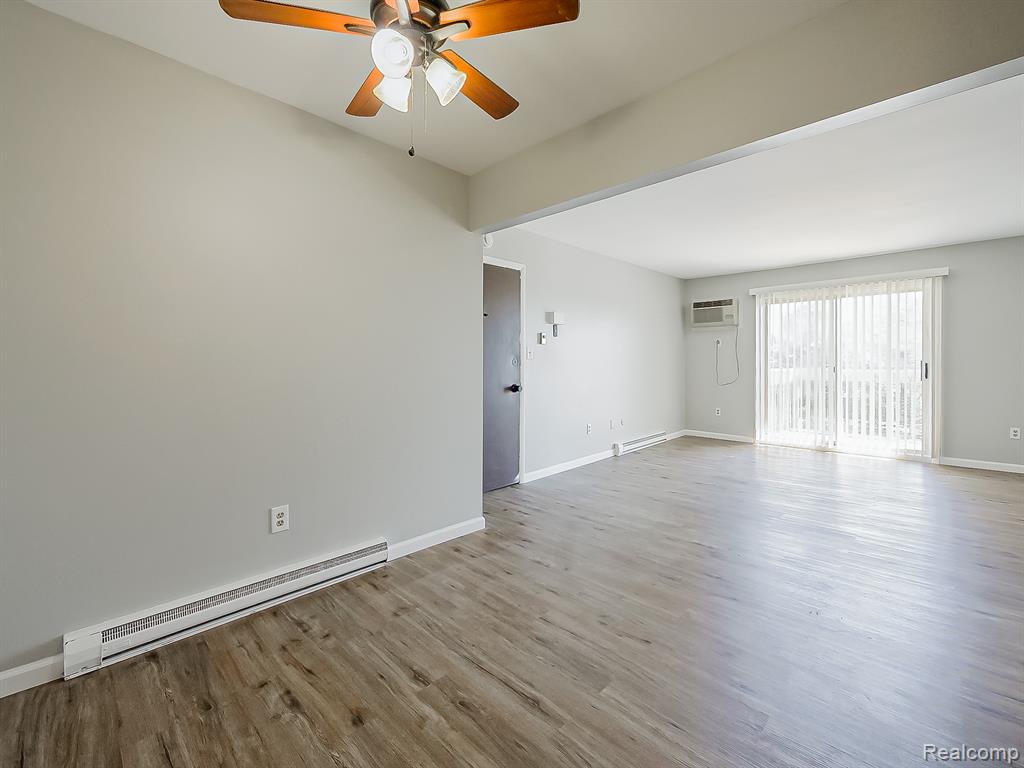 125 E Van Riper Road, Fowlerville, MI 48836 — Photo 5