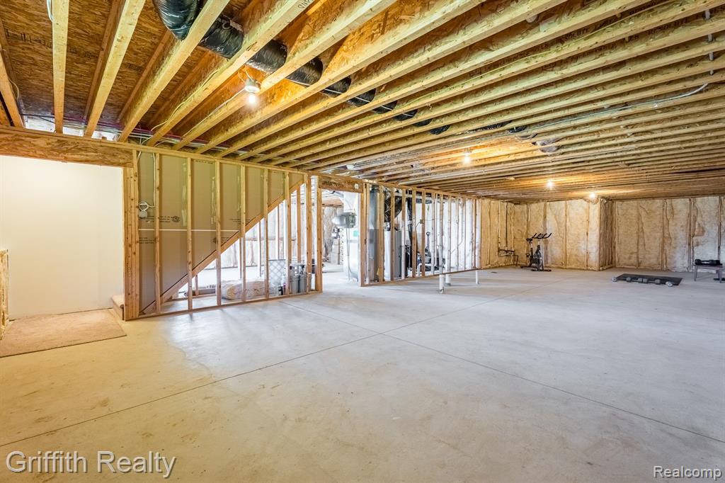 3576 AMBER OAKS Drive, Howell, MI 48855 — Photo 22
