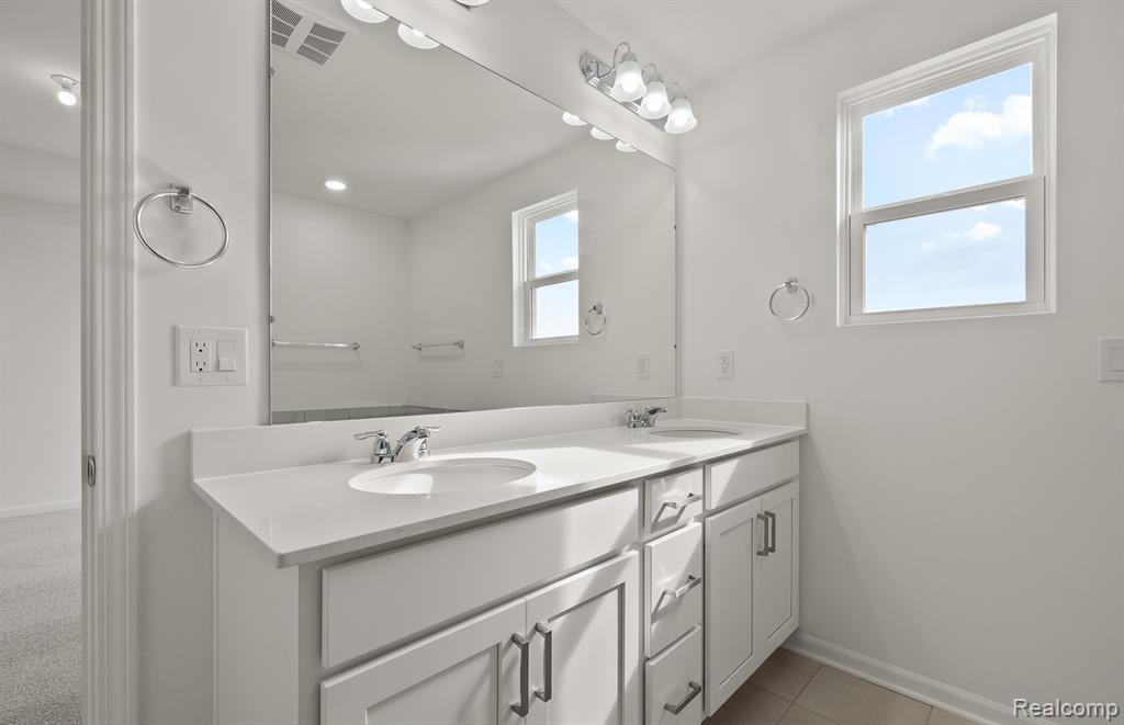 5555 E Spaniel Drive, Ann Arbor, MI 48108 — Photo 16