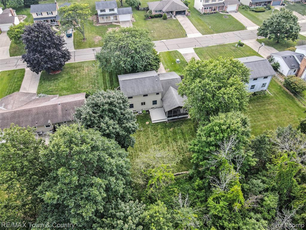 5555 Old Franklin Road, Grand Blanc, MI 48439 — Photo 26